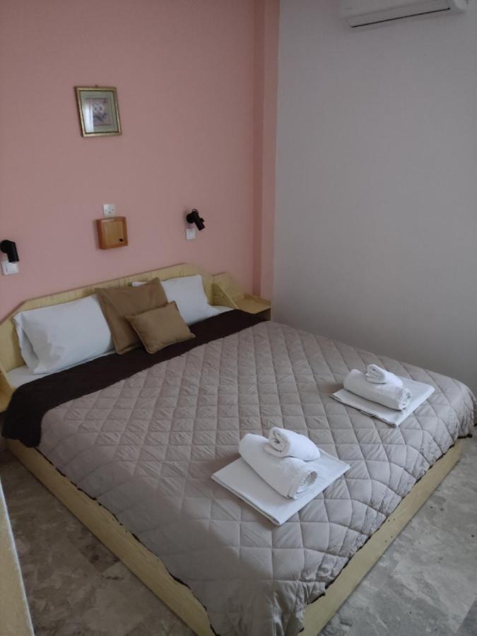 Kissandros Hotel Agia Galini  Bagian luar foto