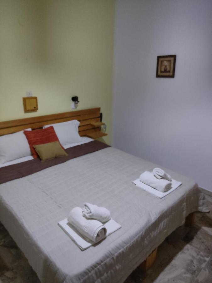 Kissandros Hotel Agia Galini  Bagian luar foto