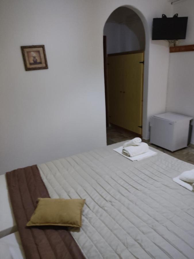 Kissandros Hotel Agia Galini  Bagian luar foto
