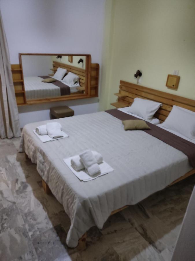 Kissandros Hotel Agia Galini  Bagian luar foto